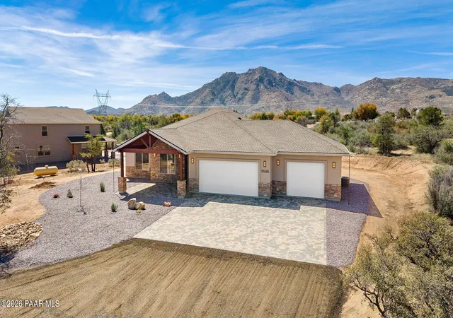 Single family home for sale at 9596 N Bridle Ridge Rd, Prescott, AZ 86305 | MLS# 1085334