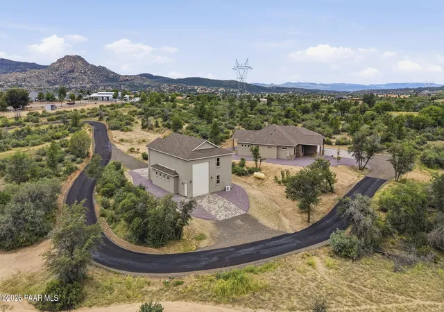 Photo 3 of Single family home for sale at 9596 N Bridle Ridge Rd, Prescott, AZ 86305 | MLS# 1085334 | Listing updated on 2026-10-08