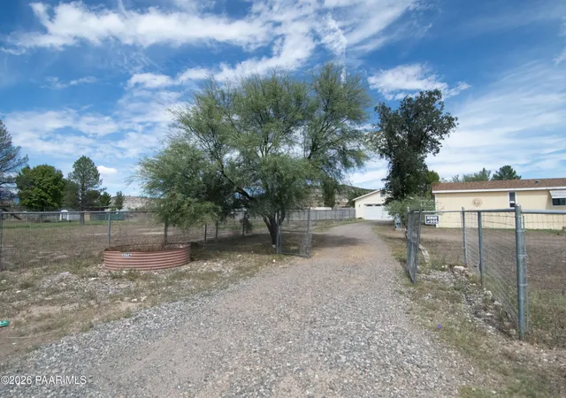 Photo 3 of Manufactured home for sale at 3776 W Center Ln, Camp Verde, AZ 86322 | MLS# 1085272 | Listing updated on 2026-09-26