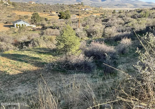 Photo 4 of Land for sale at 18207 S Tawny Ln, Peeples Valley, AZ 86332 | MLS# 1085280 | Listing updated on 2026-09-25