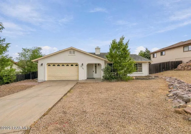 Photo 2 of Single family home for sale at 3191 Montana Dr, Prescott, AZ 86301 | MLS# 1085306 | Listing updated on 2026-09-26