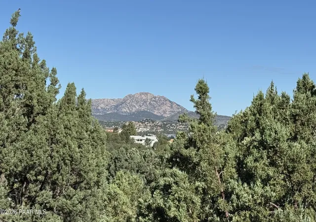 Photo 2 of Single family home for sale at 526 Eastwood Dr, Prescott, AZ 86303 | MLS# 1085320 | Listing updated on 2026-09-28