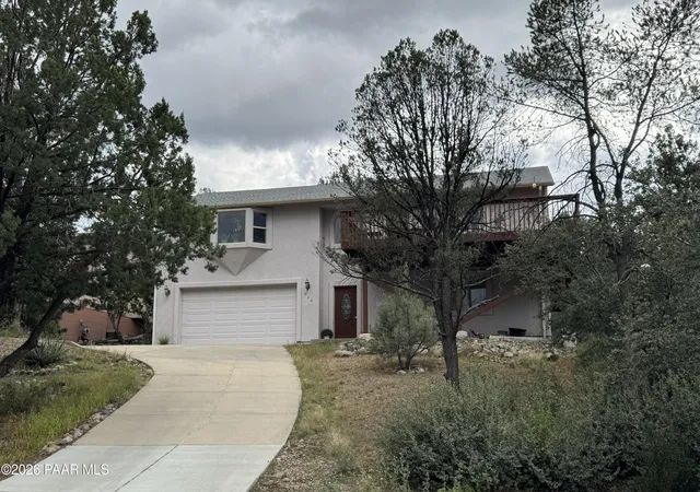 Photo 2 of Single family home for sale at 526 Eastwood Dr, Prescott, AZ 86303 | MLS# 1085320 | Listing updated on 2026-10-06