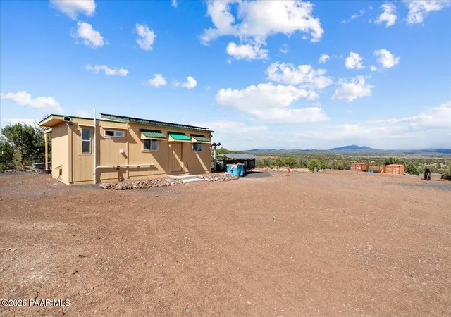 Photo 2 of Sale Pending at 157 N Vigil Industrial Ln, Ash Fork, AZ 86320 | MLS# 1085308 | Listing updated on 2026-10-05