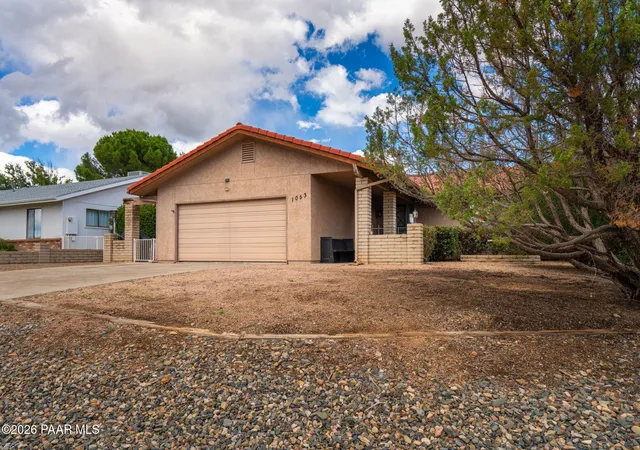Photo 3 of Single family home for sale at 1053 N Arrowhead Ln, Dewey, AZ 86327 | MLS# 1085465 | Listing updated on 2026-10-06
