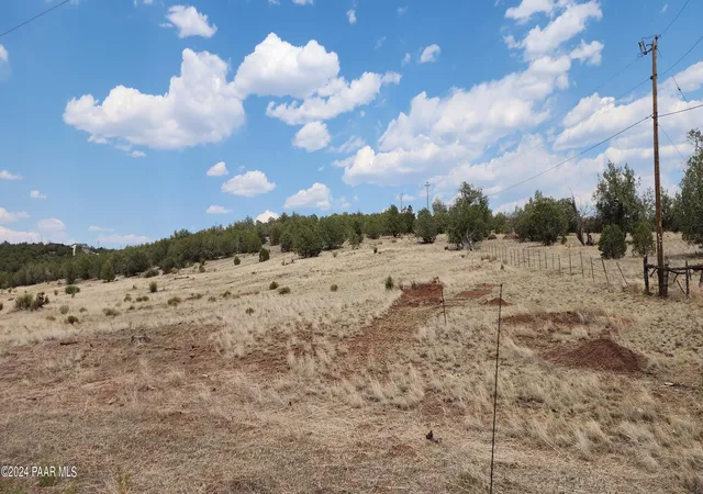 Photo 1 of Sale Pending at 2544 N Double A Rnch Rd, Ash Fork, AZ 86320 | MLS# 1085323 | Listing updated on 2026-09-26