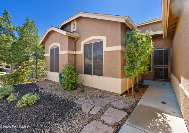 Photo 3 of Single family home for sale at 6618 E Stratford Dr, Prescott Valley, AZ 86314 | MLS# 1085375 | Listing updated on 2026-10-21
