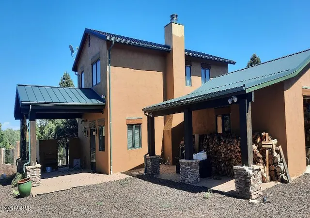 Photo 1 of Single family home for sale at 43143 N Hallelujah Ln, Seligman, AZ 86337 | MLS# 1085344 | Listing updated on 2026-09-28
