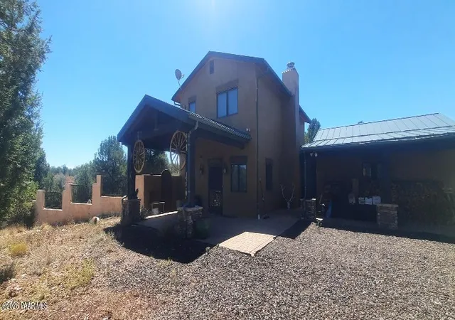 Photo 2 of Single family home for sale at 43143 N Hallelujah Ln, Seligman, AZ 86337 | MLS# 1085344 | Listing updated on 2026-09-28