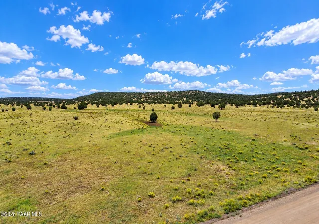 Photo 3 of Land for sale at 35-9 Fort Rock Rd, Seligman, AZ 86337 | MLS# 1085510 | Listing updated on 2026-10-06