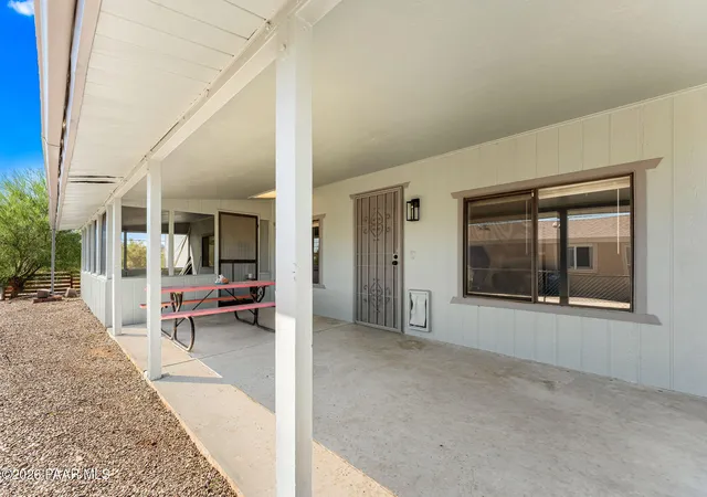 Photo 2 of Manufactured home for sale at 2069 W Smoketree Dr, Wickenburg, AZ 85390 | MLS# 1085353 | Listing updated on 2026-09-29