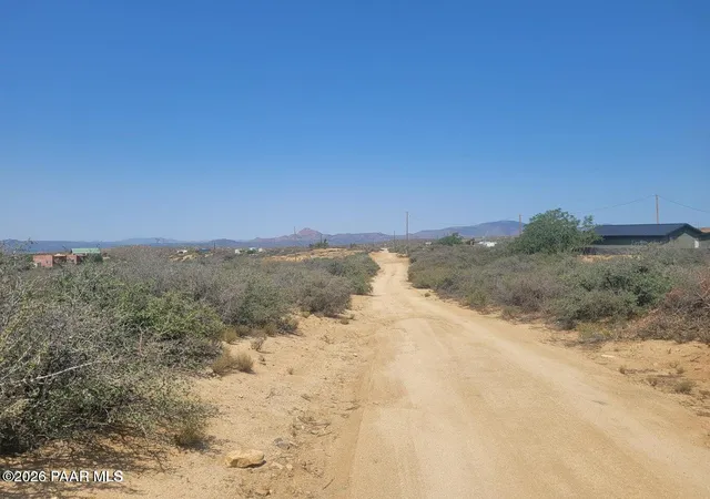 Photo 4 of Land for sale at 8155 W Barrington Rd, Kirkland, AZ 86332 | MLS# 1085430 | Listing updated on 2026-10-04