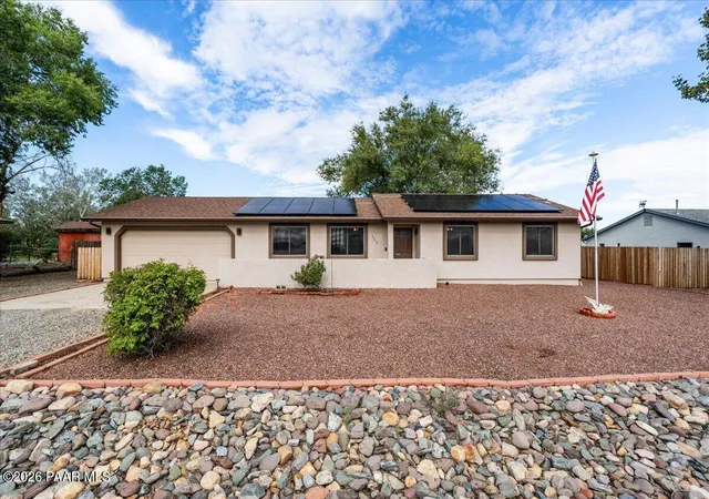 Photo 3 of Single family home for sale at 5212 N Lone Dr, Prescott Valley, AZ 86314 | MLS# 1085420 | Listing updated on 2026-10-06
