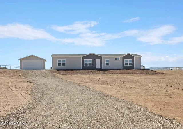 Photo 3 of Manufactured home for sale at 7373 E Weekhaven Dr, Prescott Valley, AZ 86315 | MLS# 1085463 | Listing updated on 2026-10-06