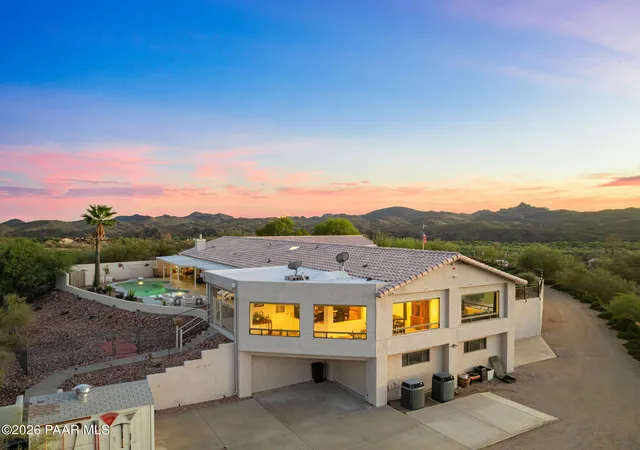Photo 4 of Single family home for sale at 51008 N 295th Avenue, Wickenburg, AZ 85390 | MLS# 1085583 | Listing updated on 2026-10-08