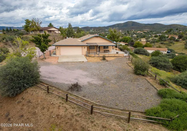 Photo 1 of Single family home for sale at 2125 S Foothill Dr, Dewey, AZ 86327 | MLS# 1085446 | Listing updated on 2026-10-06