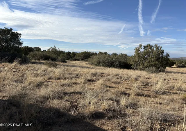 Photo 1 of Land for sale at 000 W Young Rd, Prescott, AZ 86305 | MLS# 1085443 | Listing updated on 2026-10-09