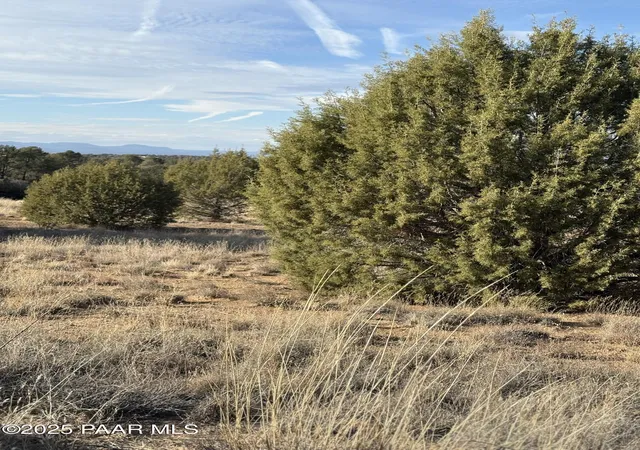 Photo 2 of Land for sale at 000 W Young Rd, Prescott, AZ 86305 | MLS# 1085443 | Listing updated on 2026-10-09