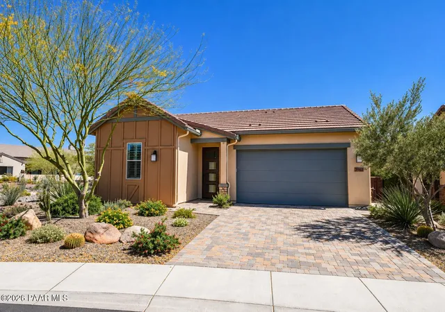 Photo 3 of Single family home for sale at 3965 Goldmine Cyn Way, Wickenburg, AZ 85390 | MLS# 1085454 | Listing updated on 2026-10-06