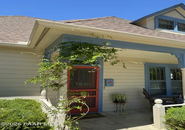 Photo 2 of Single family home for sale at 212 S Pleasant St, Prescott, AZ 86303 | MLS# 1085514 | Listing updated on 2026-10-08