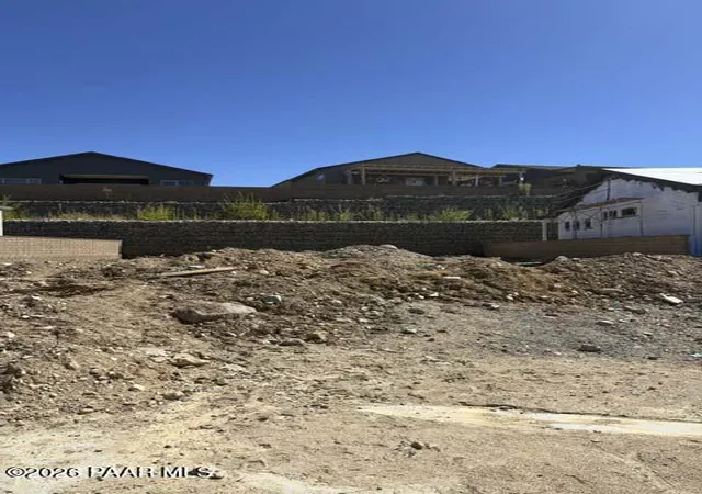 Photo 2 of Sale Pending at 224 Looking Glass Dr, Prescott, AZ 86303 | MLS# 1085472 | Listing updated on 2026-10-06