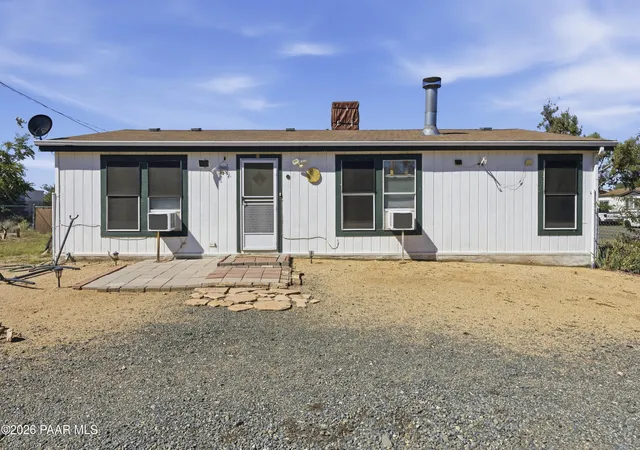 Photo 2 of Manufactured home for sale at 20611 E Quail Run Dr, Mayer, AZ 86333 | MLS# 1085598 | Listing updated on 2026-10-09