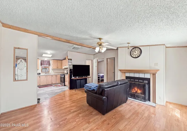 Photo 4 of Manufactured home for sale at 20611 E Quail Run Dr, Mayer, AZ 86333 | MLS# 1085598 | Listing updated on 2026-10-09