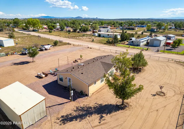 Photo 4 of Manufactured home for sale at 25375 N Ironwood Dr, Paulden, AZ 86334 | MLS# 1085595 | Listing updated on 2026-10-09