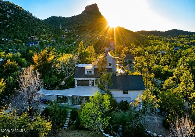 Photo 1 of Single family home for sale at 2010 Ponderosa Ln, Prescott, AZ 86305 | MLS# 1085484 | Listing updated on 2026-10-06