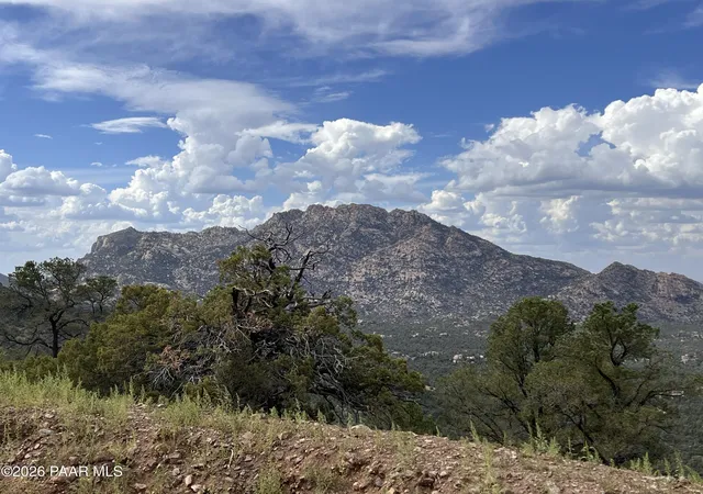 Photo 2 of Single family home for sale at 4750 N Wildcat Trl, Prescott, AZ 86305 | MLS# 1085505 | Listing updated on 2026-10-09