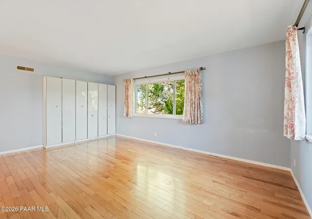 Photo 3 of Single family home for sale at 5045 Cactus Pl, Prescott, AZ 86301 | MLS# 1085523 | Listing updated on 2026-10-07