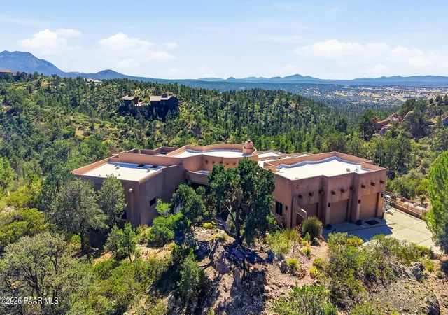 Photo 2 of Single family home for sale at 6625 W Box Cyn Pl, Prescott, AZ 86305 | MLS# 1085543 | Listing updated on 2026-10-08