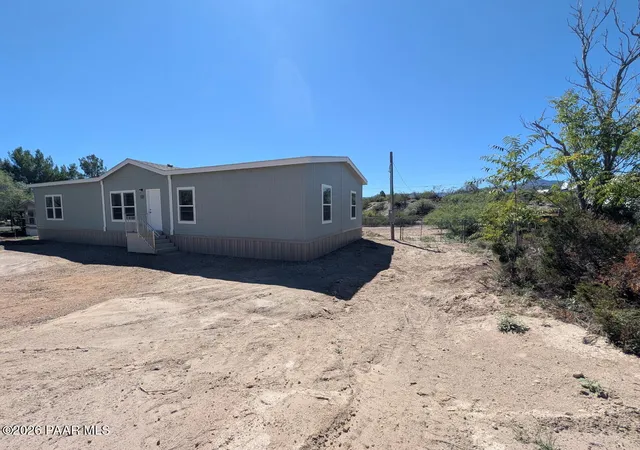 Photo 2 of Manufactured home for sale at 3940 E Tumbleweed Dr, Camp Verde, AZ 86322 | MLS# 1085538 | Listing updated on 2026-10-08