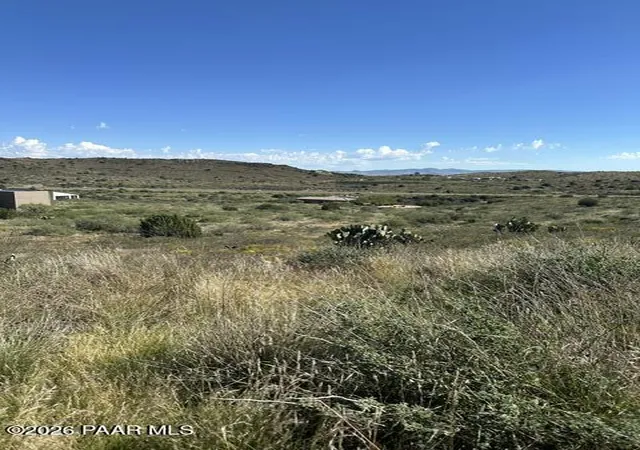 Photo 3 of Land for sale at 12331 S Caballo, Mayer, AZ 86333 | MLS# 1085632 | Listing updated on 2026-10-10