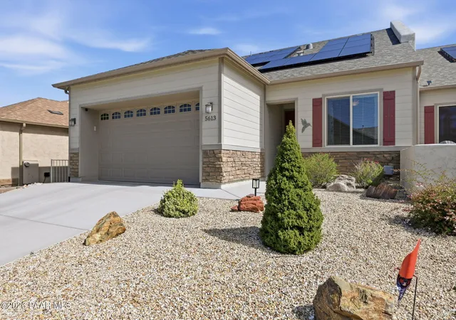 Photo 4 of Townhouse for sale at 5613 N Teaberry Ln #11, Prescott Valley, AZ 86314 | MLS# 1085582 | Listing updated on 2026-10-09