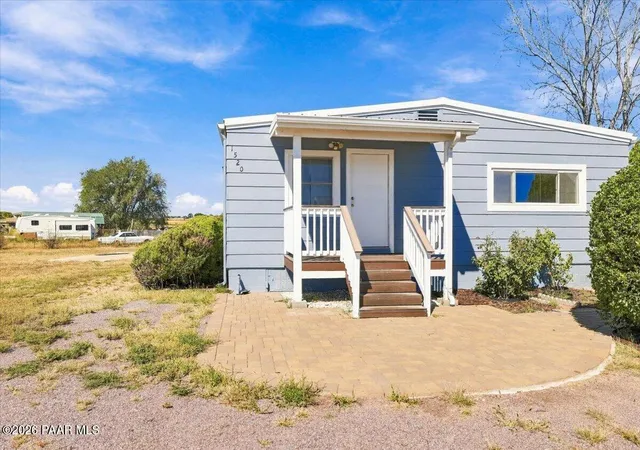 Photo 2 of Single family home for sale at 1520 S Road 3, Chino Valley, AZ 86323 | MLS# 1085645 | Listing updated on 2026-10-11