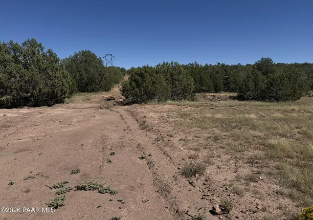 Photo 1 of Land for sale at 33571 W Cobre Cir, Seligman, AZ 86337 | MLS# 1085564 | Listing updated on 2026-10-08