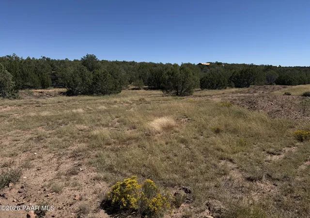 Photo 2 of Land for sale at 33571 W Cobre Cir, Seligman, AZ 86337 | MLS# 1085564 | Listing updated on 2026-10-08