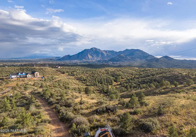 Photo 1 of Land for sale at 52xx W Dos Arroyos Dr, Williamson Valley, AZ 86305 | MLS# 1085977 | Listing updated on 2026-10-28