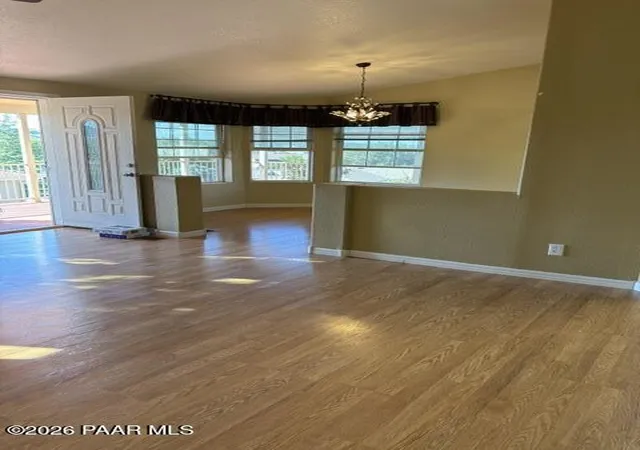 Photo 4 of Single family home for sale at 1121 Leslie St, Prescott, AZ 86301 | MLS# 1085585 | Listing updated on 2026-10-09