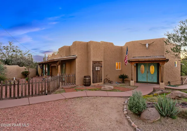 Single family home for sale at 1070 N Mustang Trl, Wickenburg, AZ 85390 | MLS# 1085858