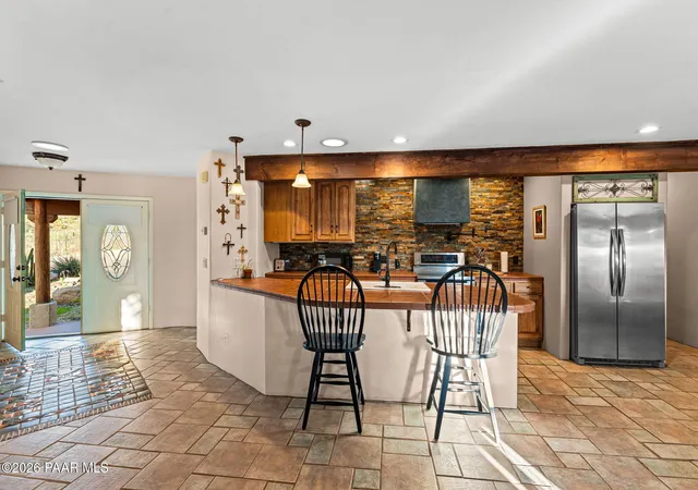 Photo 1 of Single family home for sale at 1070 N Mustang Trl, Wickenburg, AZ 85390 | MLS# 1085858 | Listing updated on 2026-10-23