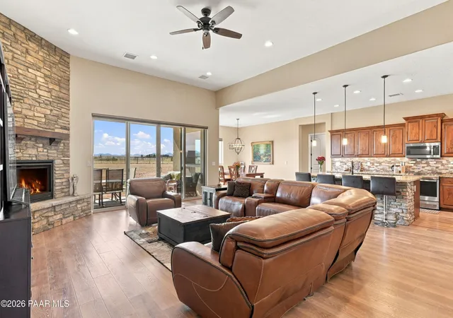 Photo 3 of Single family home for sale at 10433 N Spanish Oak Dr, Prescott Valley, AZ 86315 | MLS# 1085619 | Listing updated on 2026-10-10