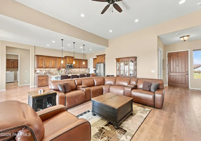 Photo 4 of Single family home for sale at 10433 N Spanish Oak Dr, Prescott Valley, AZ 86315 | MLS# 1085619 | Listing updated on 2026-10-10