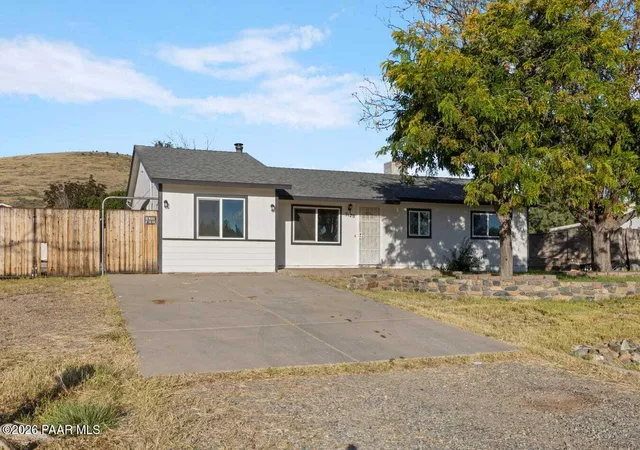 Photo 2 of Single family home for sale at 3120 E Princess Ln, Prescott Valley, AZ 86314 | MLS# 1085636 | Listing updated on 2026-10-11