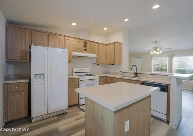 Photo 3 of Manufactured home for sale at 1895 Javelina Path, Chino Valley, AZ 86323 | MLS# 1085638 | Listing updated on 2026-10-11