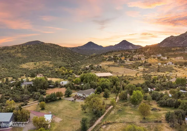 Photo 4 of Single family home for sale at 2110 W Peregrine Way, Prescott, AZ 86305 | MLS# 1085641 | Listing updated on 2026-10-11