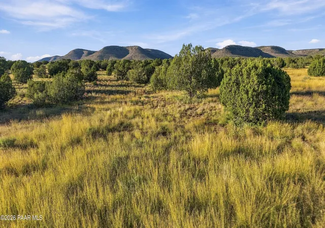 Photo 2 of Land for sale at 0 Anasazi Sunset Trl, Paulden, AZ 86334 | MLS# 1085745 | Listing updated on 2026-10-21