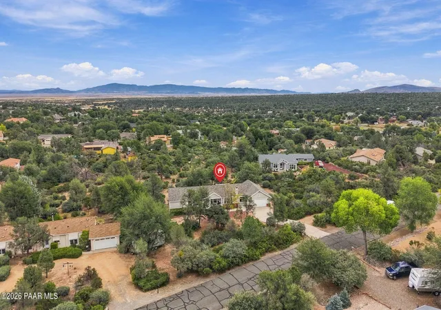 Photo 4 of Sale Pending at 7675 N Wildoaks Dr, Prescott, AZ 86305 | MLS# 1085695 | Listing updated on 2026-10-17