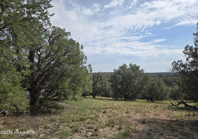 Photo 1 of Land for sale at 268 S Scorpion Rd, Ash Fork, AZ 86320 | MLS# 1085686 | Listing updated on 2026-10-13